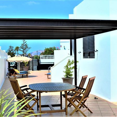 Grand Villa Famara Puerto Del Carmen Puerto del Carmen  Exterior photo