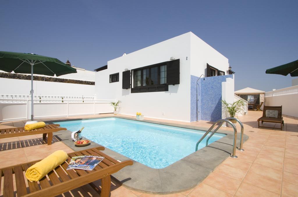 Grand Villa Famara Puerto Del Carmen Puerto del Carmen  Room photo